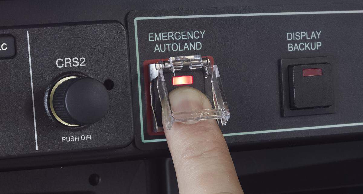 Garmin’s Autoland works with the touch of a button.