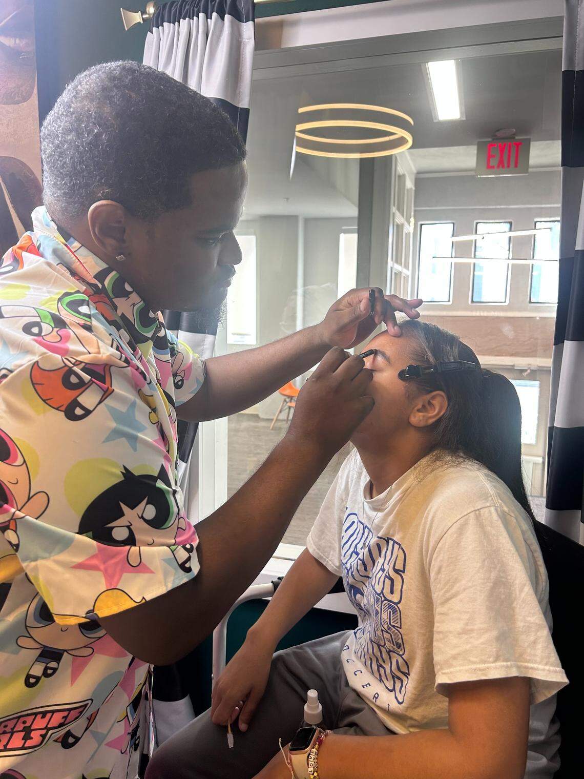 Ramon Stewart, a respected makeup artist and esthetician, believed in making everyone, from clients to friends, feel beautiful inside and out.