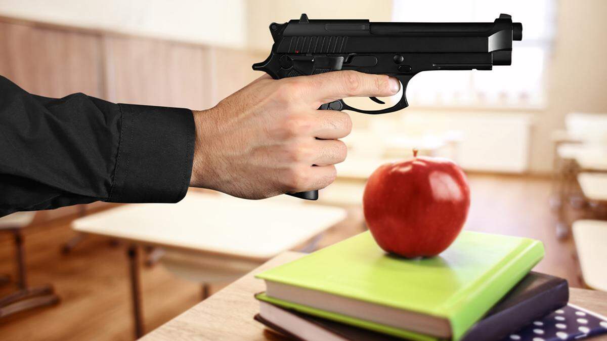 Toriano Porter intended to crack jokes about his daughter’s fifth-grade graduation Tuesday. Then he saw the news about the Texas school shooting.