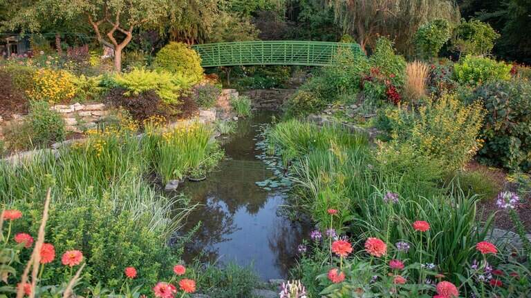 Over 1,000 garden pros are coming to Overland Park. Come join the fun, plant lovers