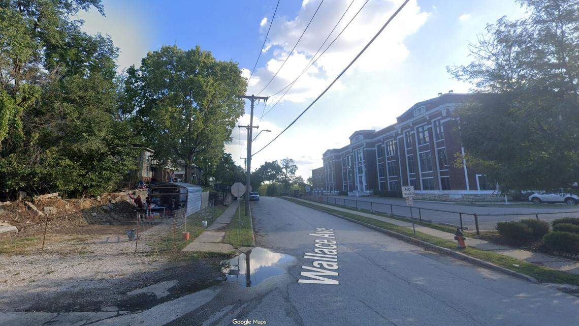 Woman killed, man injured in backyard shooting on Kansas City’s East Side