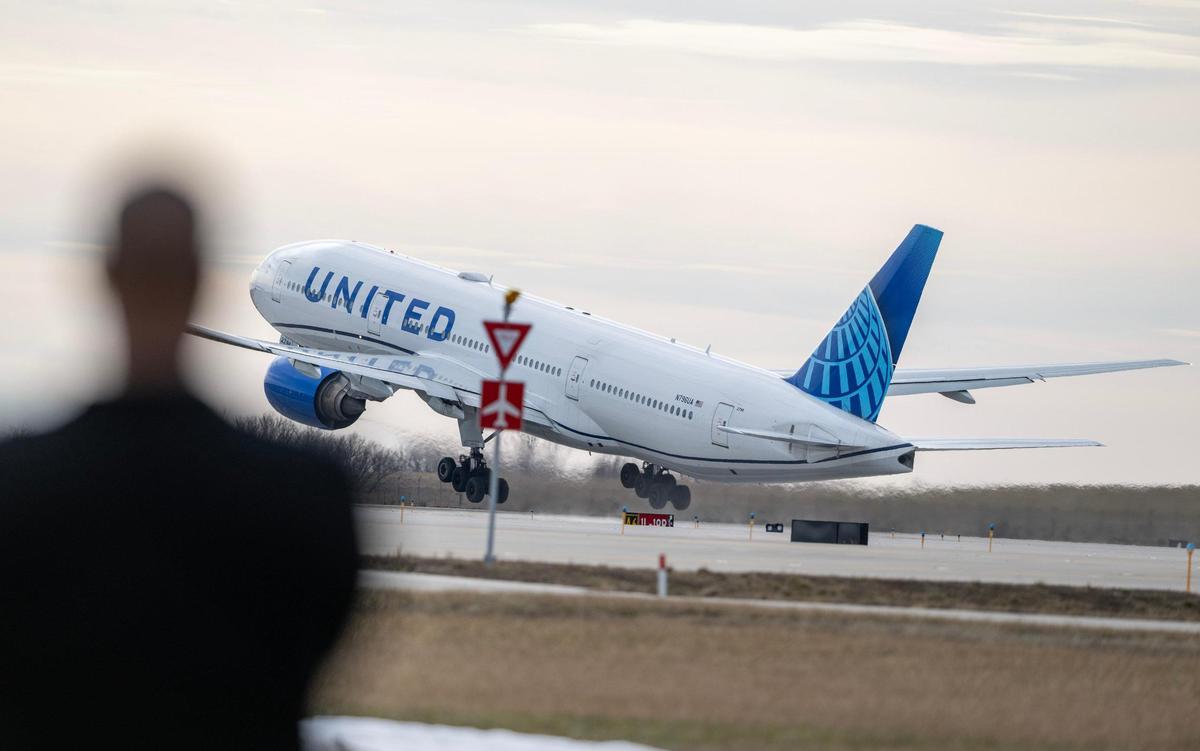 The Kansas City Chiefs are aboard a United Airlines flight departing from Kansas City International Airport on Sunday, Feb. 2, 2025, heading to New Orleans for Super Bowl LIX.