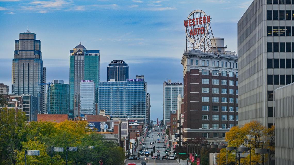 The Kansas City skyline from Grand Boulevard looking north from Crown Center.