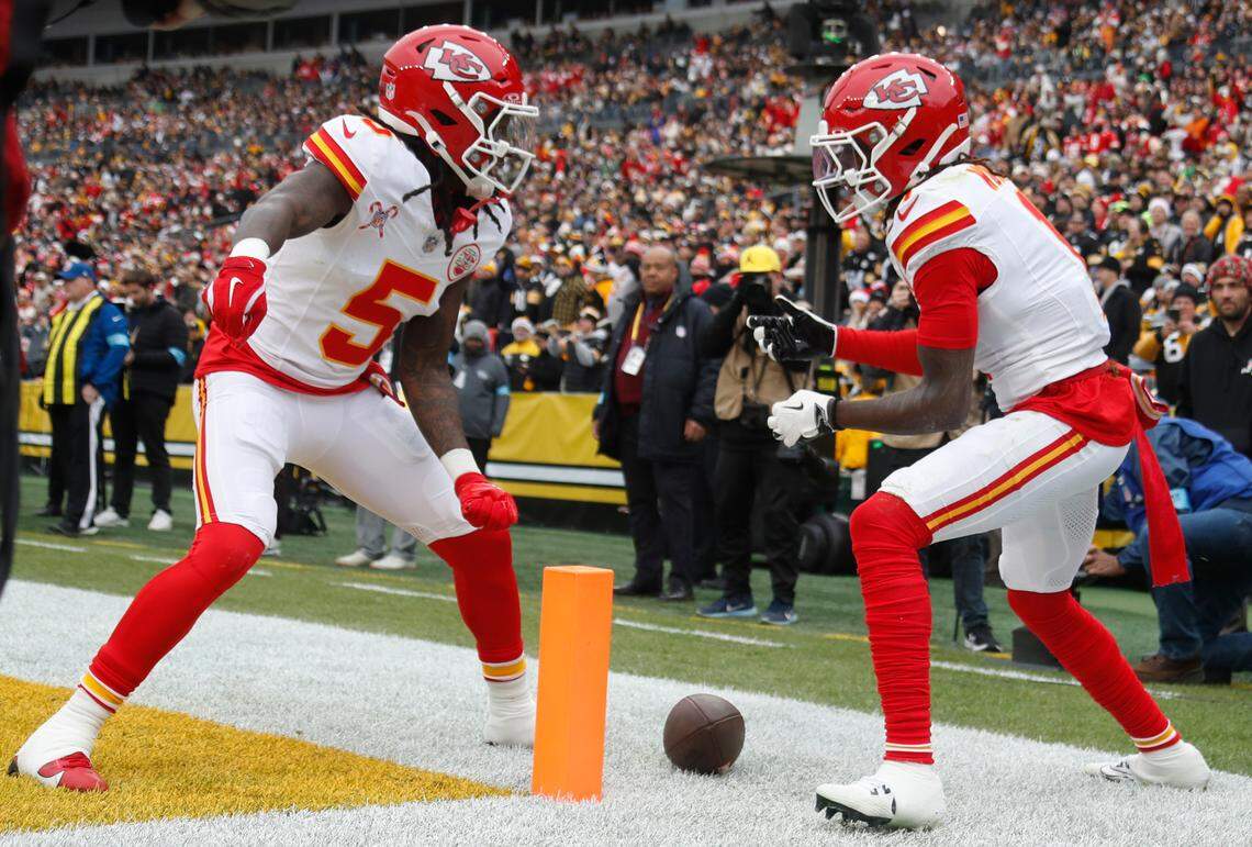 Kansas City Chiefs wide receiver Xavier Worthy (right) celebrates his touchdown with teammate Hollywood Brown during an NFL Week 17 game against the Steelers at Acrisure Stadium in Pittsburgh, Pennsylvania on Wednesday, Dec 25, 2024.