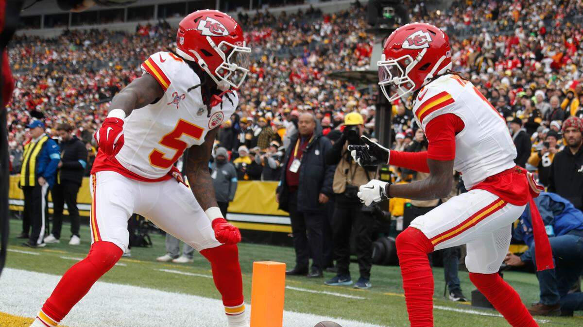 Kansas City Chiefs wide receiver Xavier Worthy (right) celebrates his touchdown with teammate Hollywood Brown during an NFL Week 17 game against the Steelers at Acrisure Stadium in Pittsburgh, Pennsylvania on Wednesday, Dec 25, 2024.