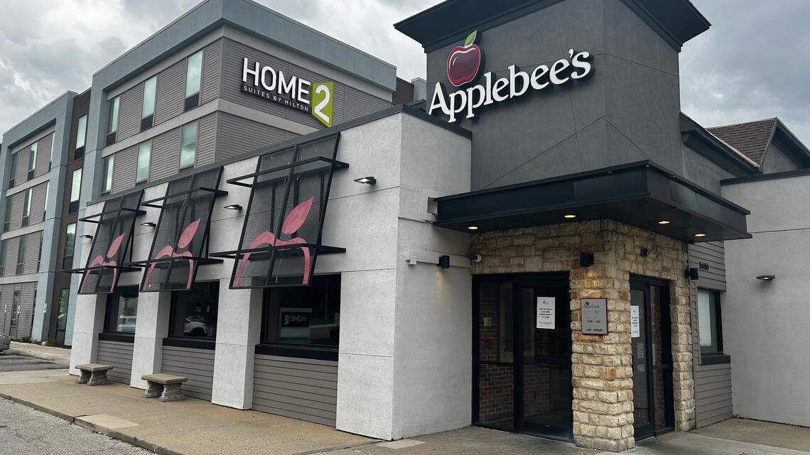 The Applebee’s at 3404 Rainbow Blvd. is among the restaurants that appear to have permanently closed overnight