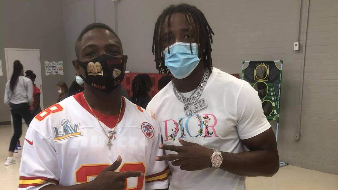 T’Qarontarion (TQ) Harrison (left), the oldest brother of Chiefs cornerback L’Jarius Sneed (right), died after an incident Friday in Minden, Louisiana.