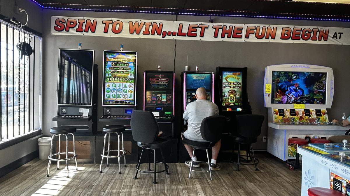 At Spin City Game Room, 614 E. 99th Street in south Kansas City, there’s about 15 gaming machines and little else.