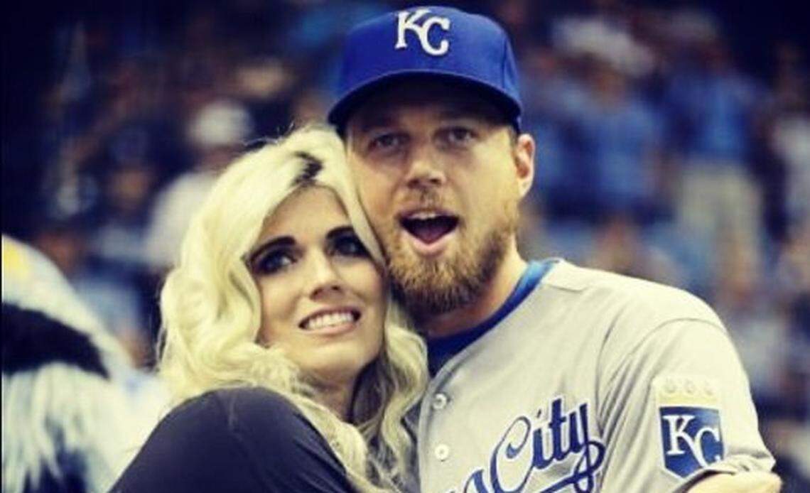 Royals second baseman Ben Zobrist and his wife, Julianna, pictured during the 2015 postseason. Julianna sang the national anthem before Game 1 of the ALCS.