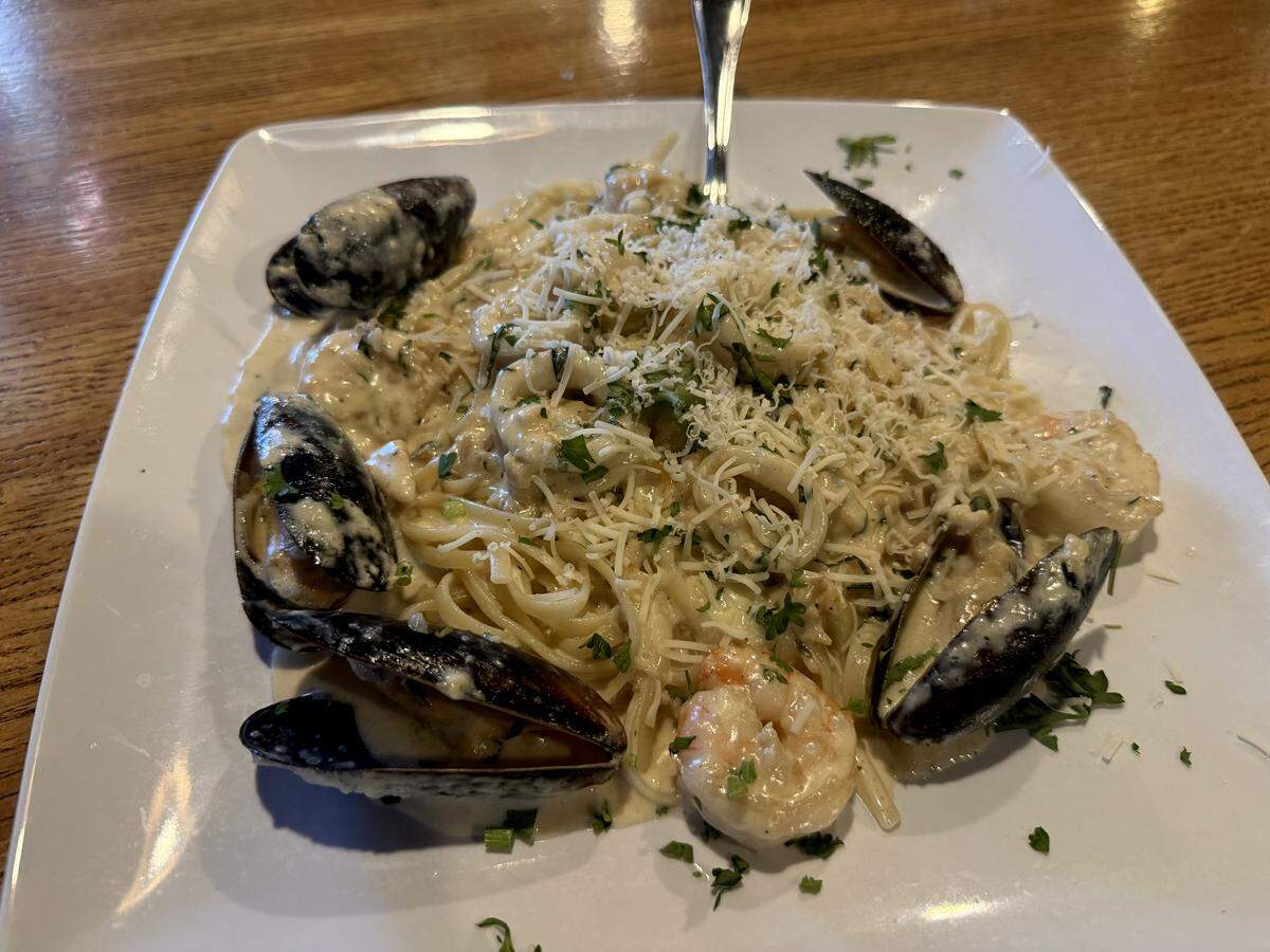 Bella’s Italian Restaurant offers a seafood combo and other dishes loved at its Lee’s Summit location.