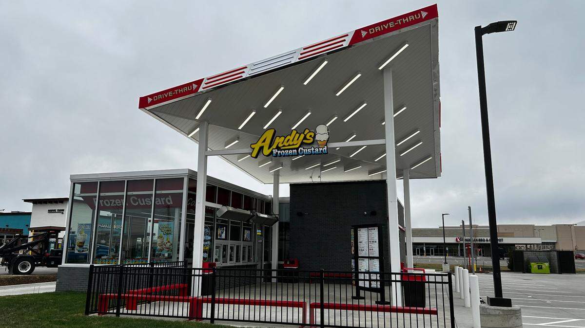 Andy’s is now open in the Metro North Crossing development at 650 NW Barry Road.