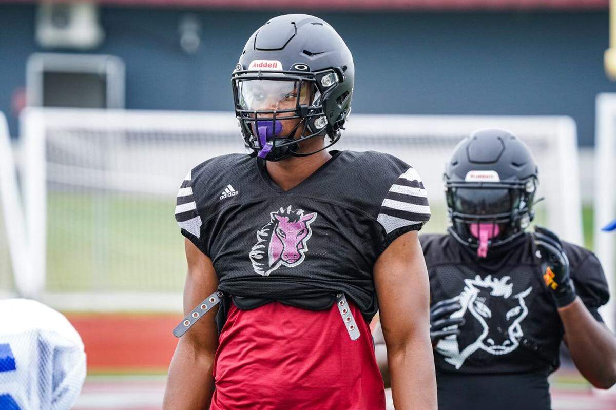 Williams Nwaneri is a five-star defensive end from Lee’s Summit North who recently made history as Kansas City’s first No. 1-ranked high school football player in the country.