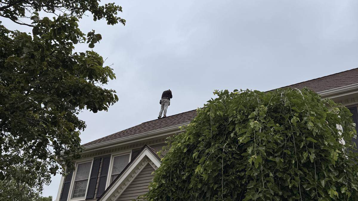 Andy Myers, an independent adjuster who works in the Kansas City area, said homeowners need to be careful with dealing with a roofing contractor.