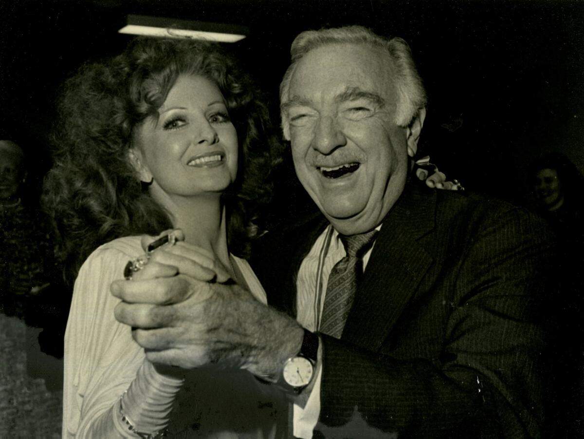 Exotic dancer Tempest Storm joined legendary broadcaster Walter Cronkite at the Folly’s grand reopening in 1981.