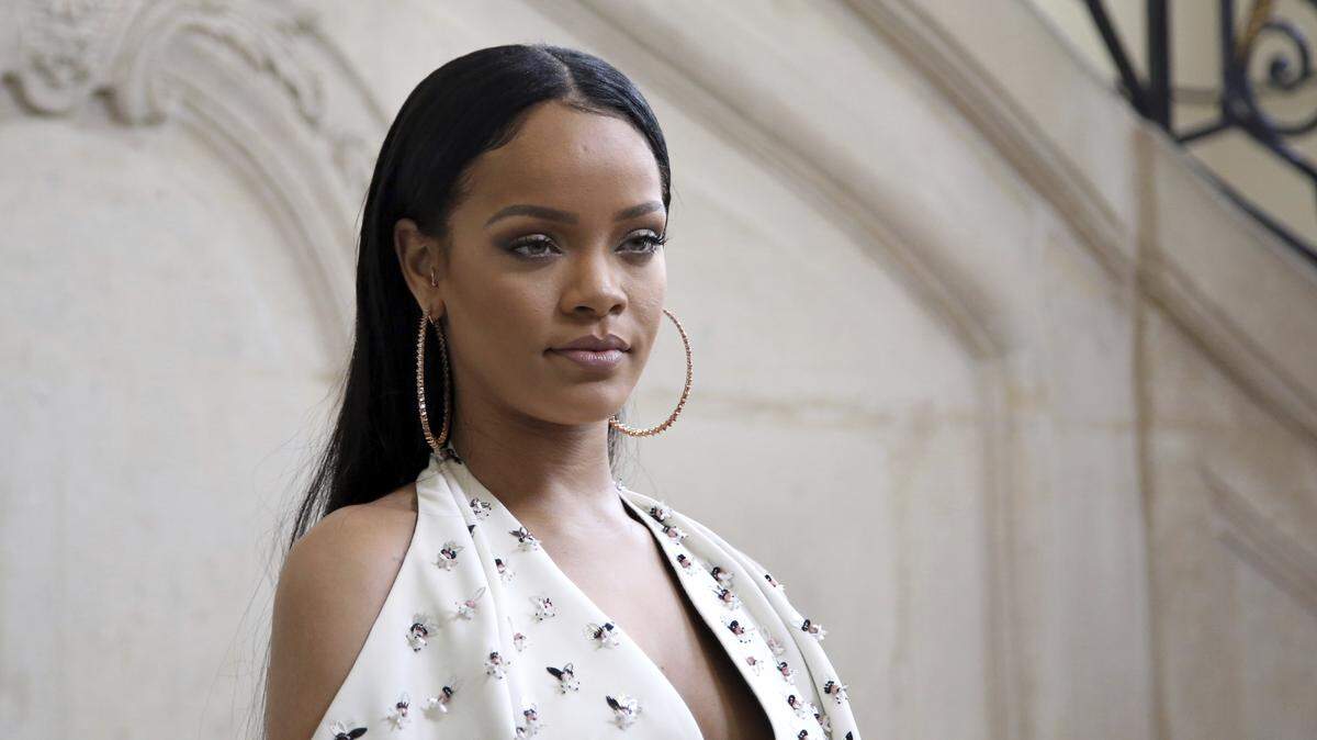 After Snapchat apologized for the offending advertisement, Rihanna unleashed a torrent of criticism on behalf of domestic violence victims.