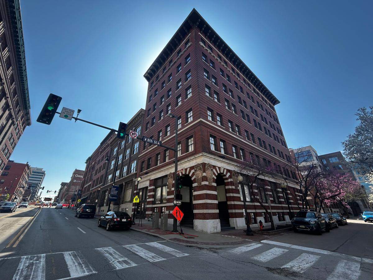 The Carnival Building at 800 Broadway Blvd., built in 1903, originally housed the Harvey-Dutton Dry Goods Co.