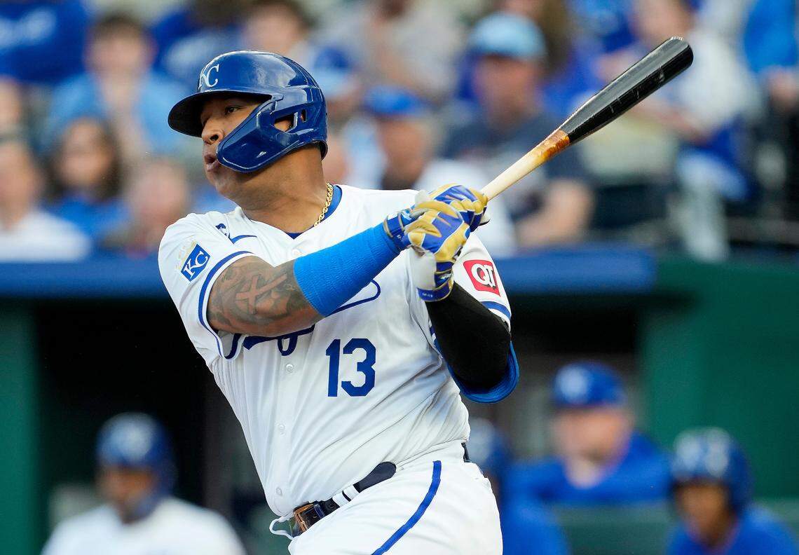 Kansas City Royals catcher Salvador Perez hits an RBI single during Wednesday night’s game against the Toronto Blue Jays at Kauffman Stadium.