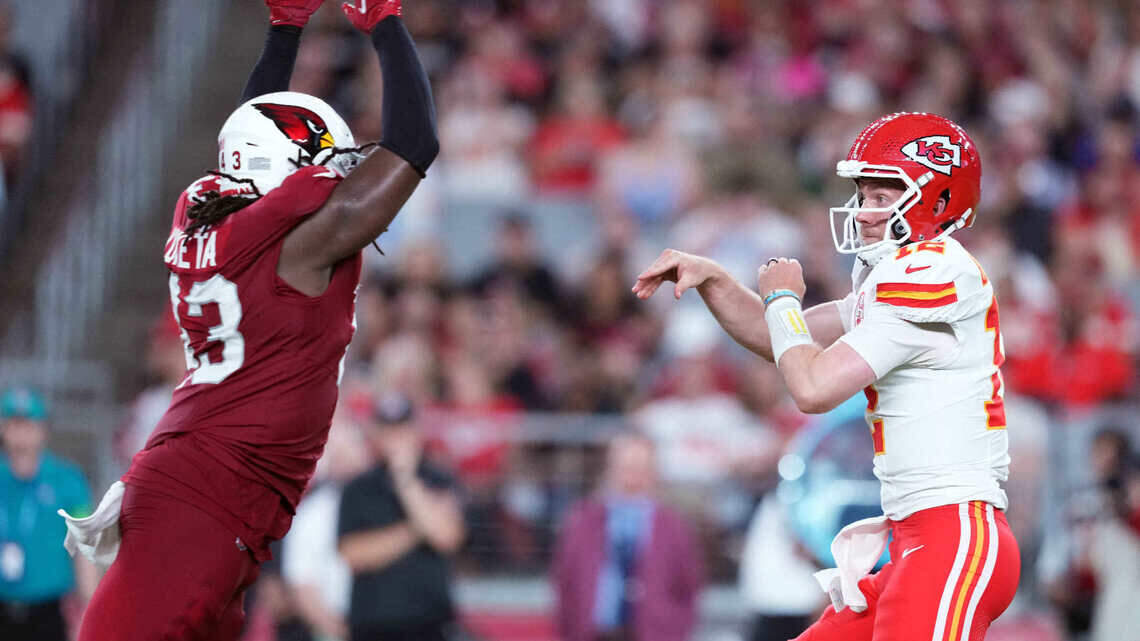 ‘Go crazy, dawg!’ Why Shane Buechele’s perfect day got a laugh from Chiefs’ Travis Kelce