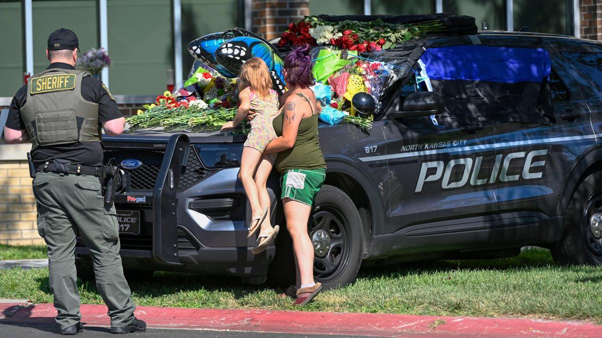 We urge authorities to thoroughly investigate how the suspect accused of murdering North Kansas City Police officer Daniel Vasquez got the weapon.