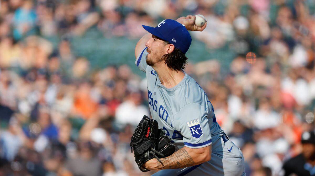 Kansas City Royals starting pitcher Michael Lorenzen (24) throws a pitch in the first inning against the Detroit Tigers at Comerica Park on Aug. 3, 2024.