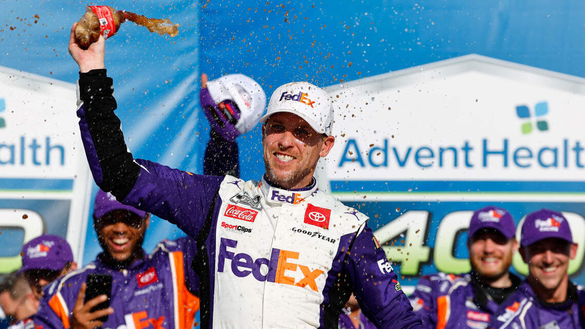 NASCAR Cup fans treated to thrilling finish in AdventHealth 400 race at Kansas Speedway