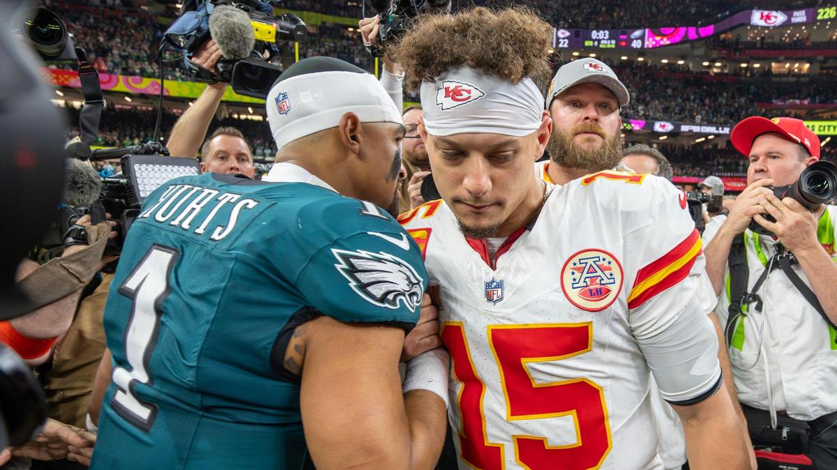 Philadelphia Eagles quarterback Jalen Hurts (1) and Kansas City Chiefs quarterback Patrick Mahomes (15) meet on the field after the Eagles’ 40-22 victory over the Chiefs in Super Bowl LIX on Sunday, Feb. 9, 2025, in New Orleans.