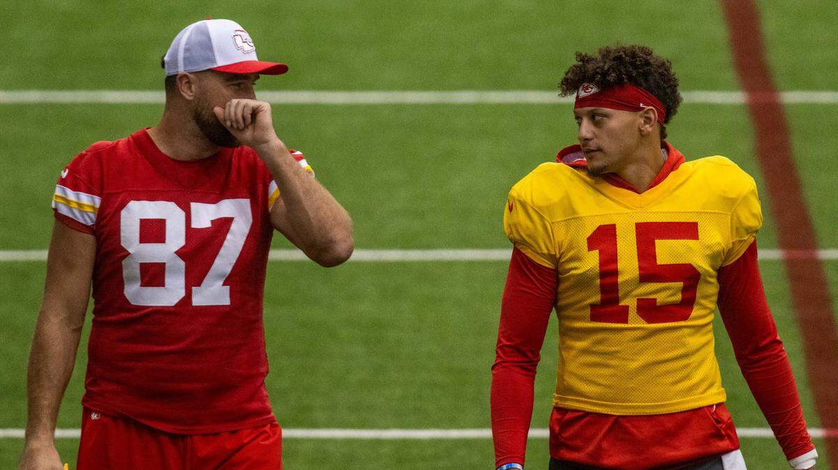 Kansas City Chiefs tight end Travis Kelce and quarterback Patrick Mahomes at Chiefs practice on Wednesday, Nov. 13, 2024.