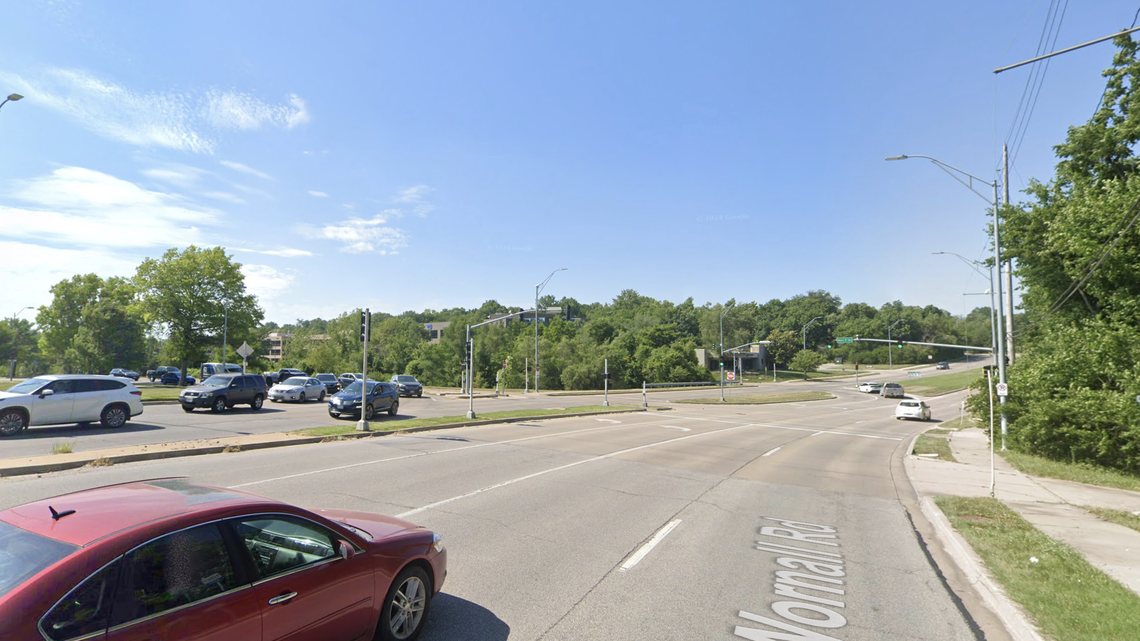 7 people injured in KC crash, including 1 who was riding in trunk: police