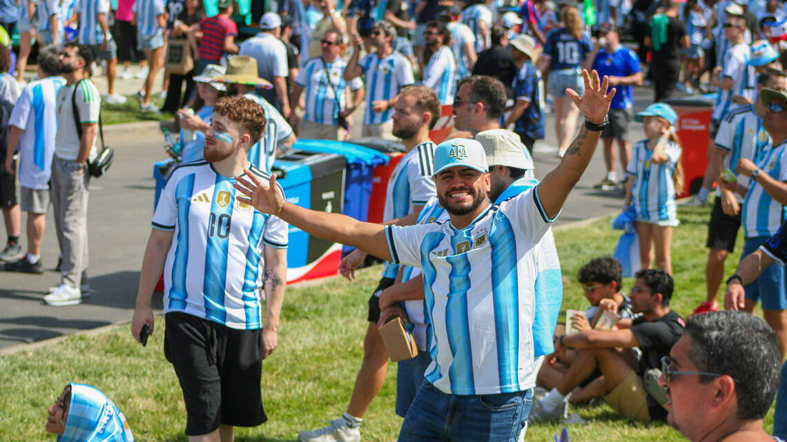 Kansas City leads U.S. World Cup host sites in hookups with visitors, survey says