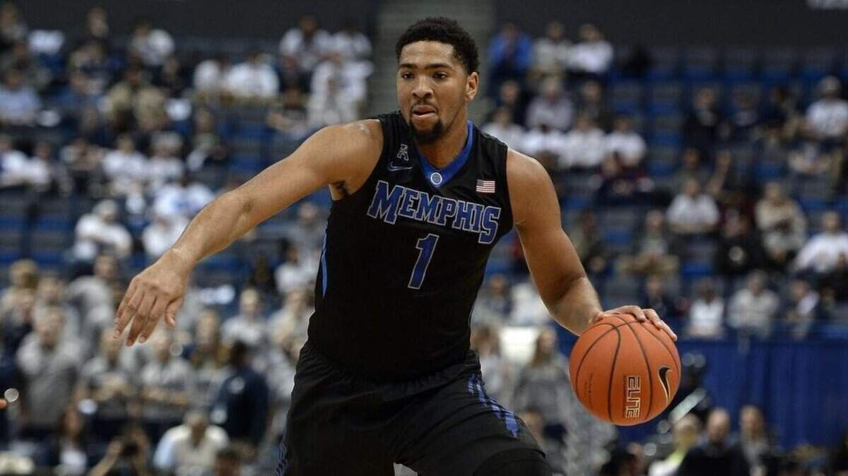 Memphis junior transfer Dedric Lawson has been shooting the ball as well as anybody, according to Kansas basketball assistant coach Kurtis Townsend, during KU's first four practices this summer.
