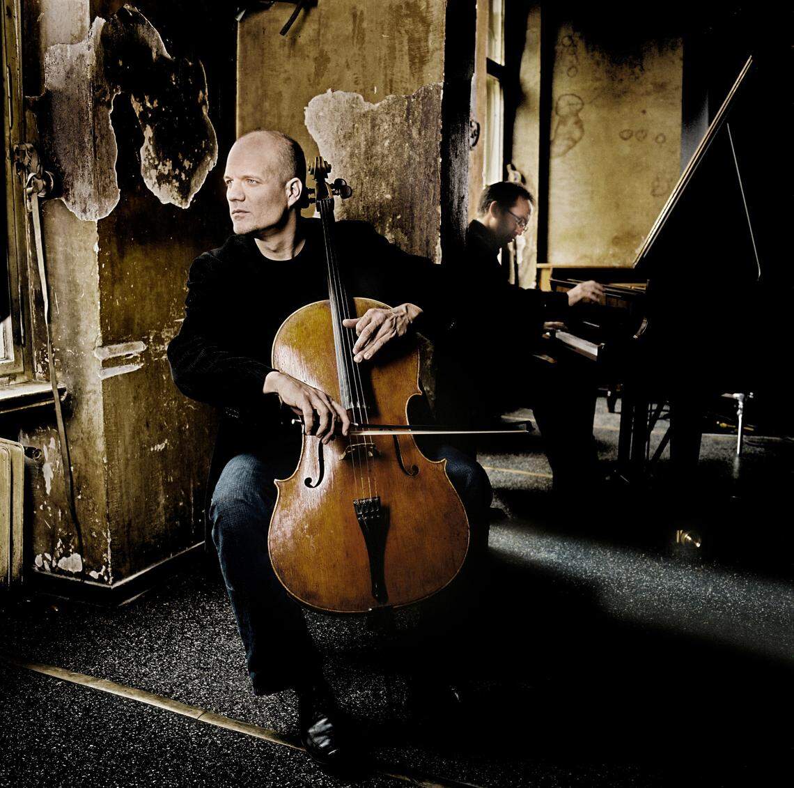 Cellist Eckart Runge and pianist Jacques Ammon will perform as part of a Chamber Music Now program from the Friends of Chamber Music.