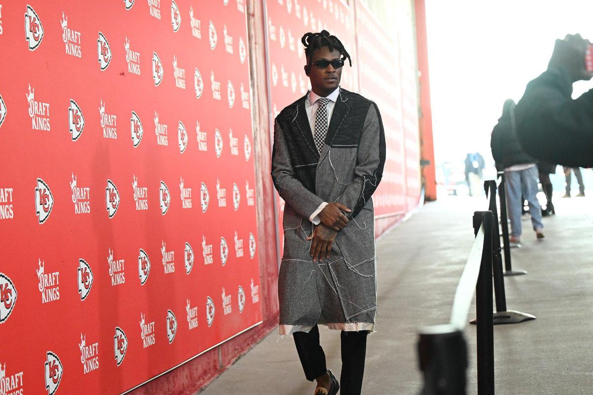 Kansas City Chiefs wide receiver DeAndre Hopkins arrives before the AFC Championship Game on Sunday, Jan. 26, 2025, at GEHA Field at Arrowhead Stadium.