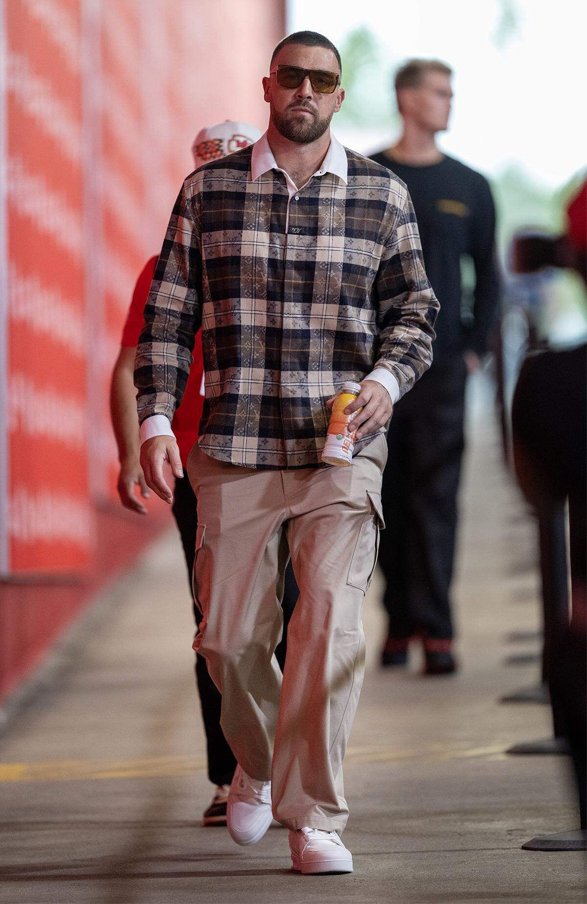 Kansas City Chiefs tight end Travis Kelce (87) arrives at GEHA Field at Arrowhead Stadium for the game against the Detroit Lions on Sunday, October 12, 2025, in Kansas City.