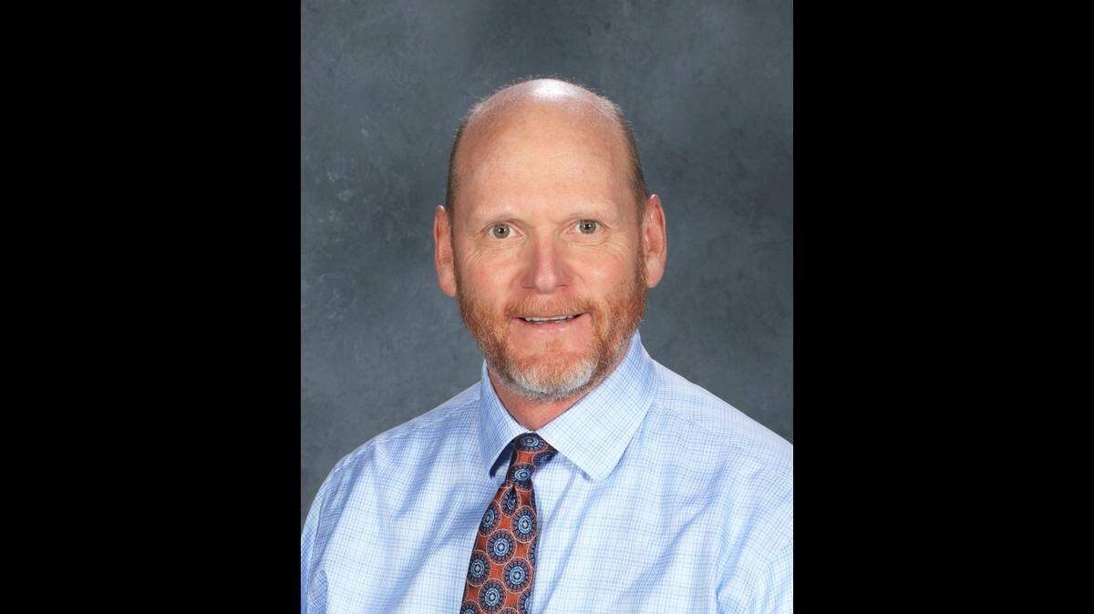 North Kansas City teacher Tracy Resseguie has been named a quarterfinalist for the Grammys Music Educator Award.