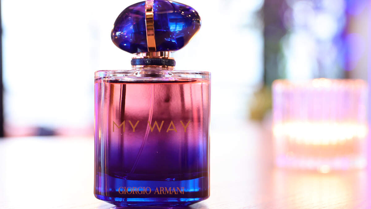 Perfume trends 2026 are shifting toward warm, cozy and edible-inspired scents. Here’s why fresh and clean fragrances are losing ground this year.