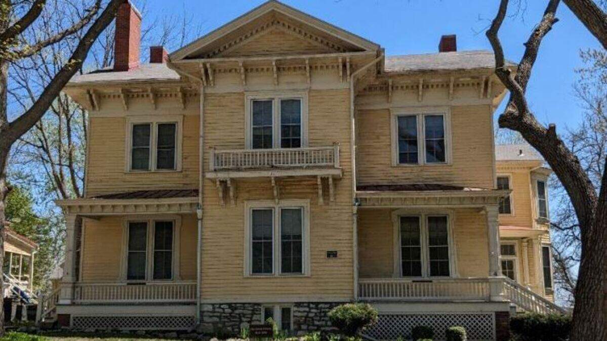 The Syracuse House, a Fort Leavenworth duplex built in 1855, was the focus of a notice of “adverse effects” sent to the Kansas State Historical Society, noting multiple instances of deteriorating wood and unfinished repairs.