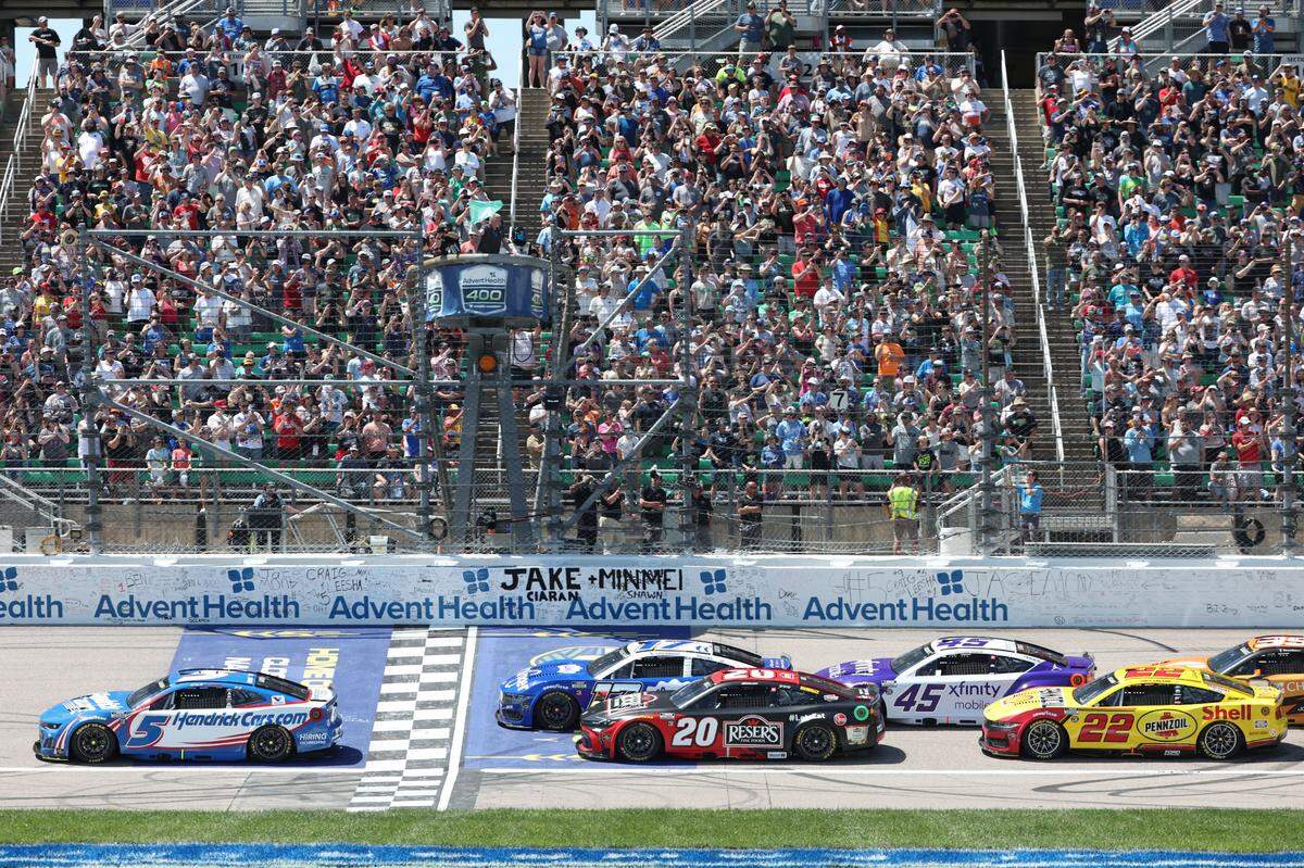 NASCAR Cup Series driver Kyle Larson leads the pack early in the Sunday, May 11, 2025 AdventHealth 400 auto race at Kansas Speedway in Kansas City, Kan.