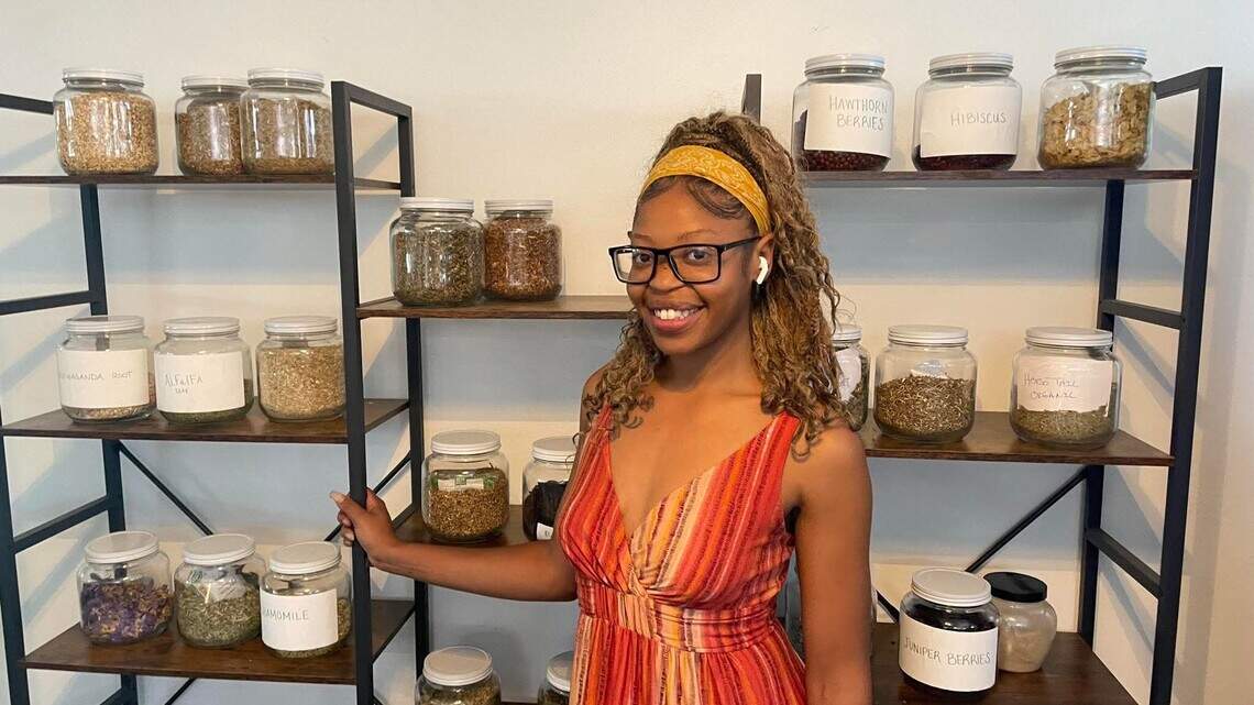 KC herbalist turned backyard garden into an apothecary and tea house in ...