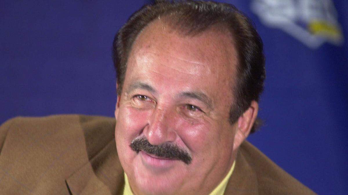 Former Missouri Tigers coach Woody Widenhofer died Sunday. He was 77.