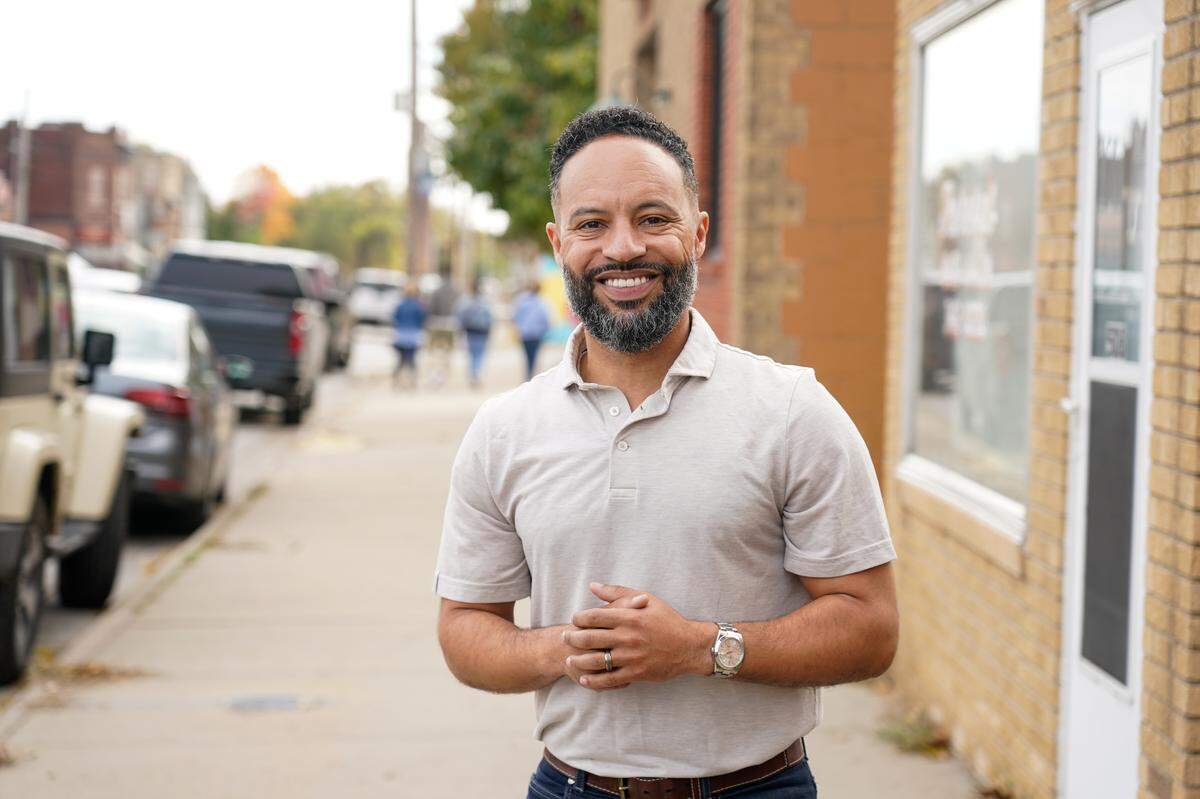 Erik Murray of Kansas City, Kansas, is running as a Democrat for U.S. Senate in 2026.