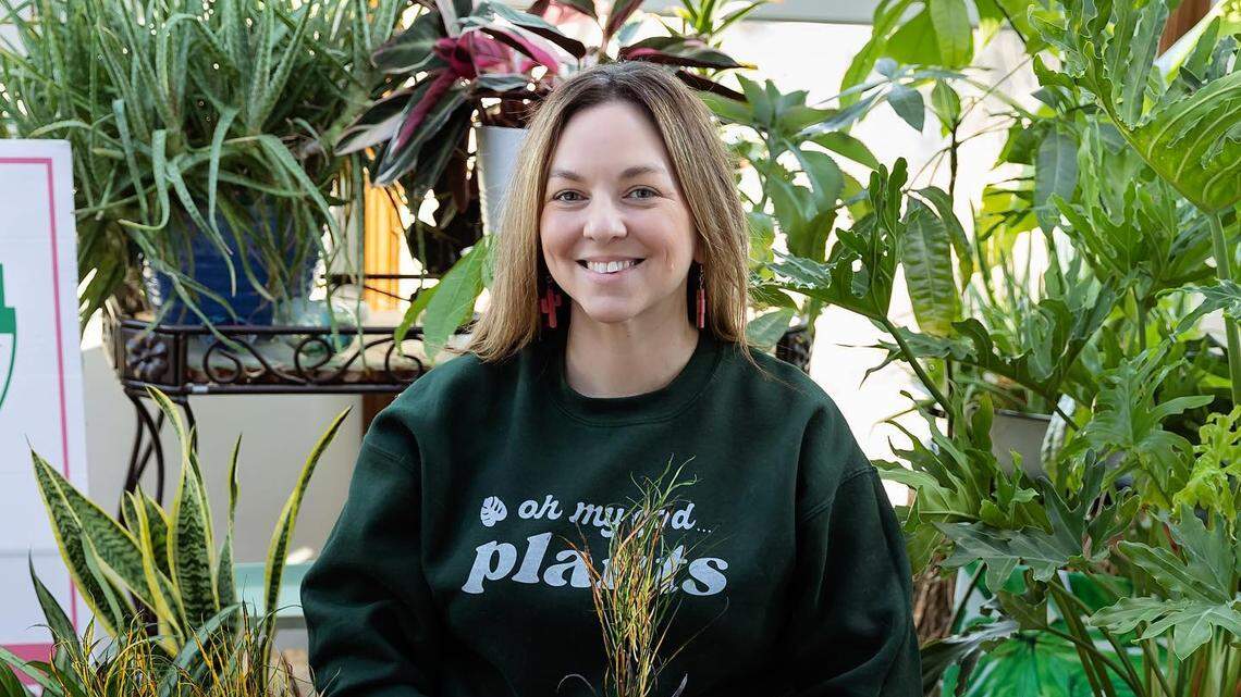 Kansas City plant shop will close its store in the Northland