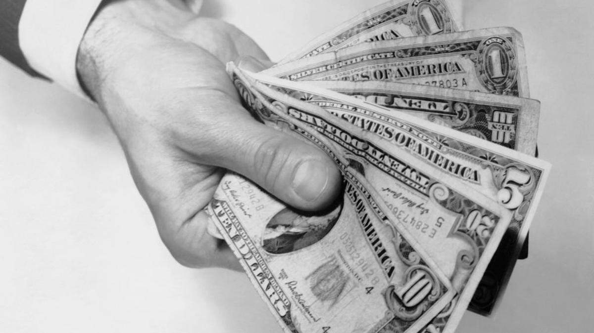 Most people with an HSA are leaving its best feature untouched. Here’s the strategy that changes that.