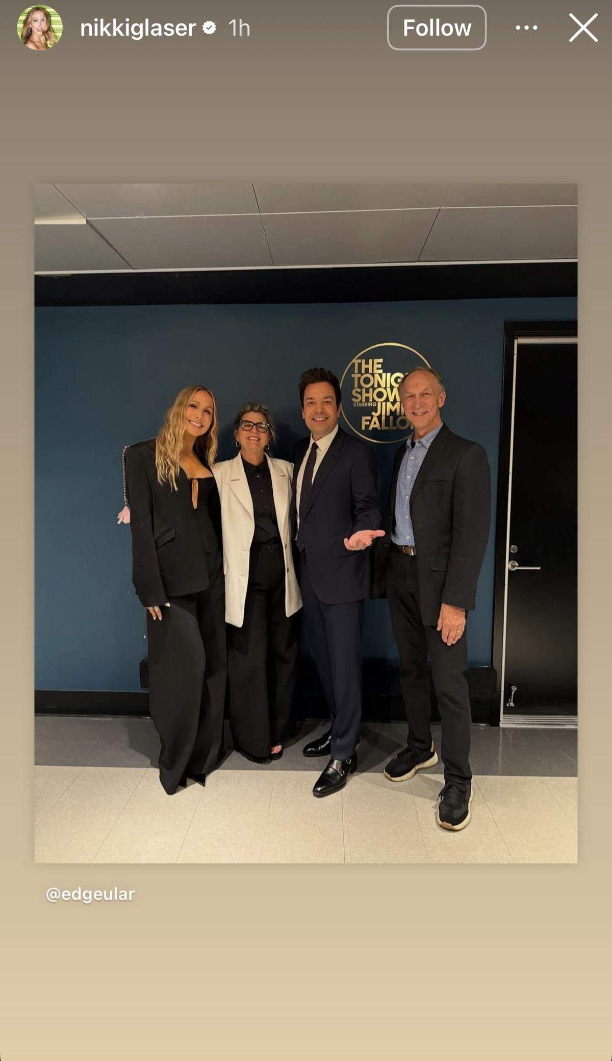 From left, Nikki Glaser, Julie Glaser, Edward Glaser and Jimmy Fallon.