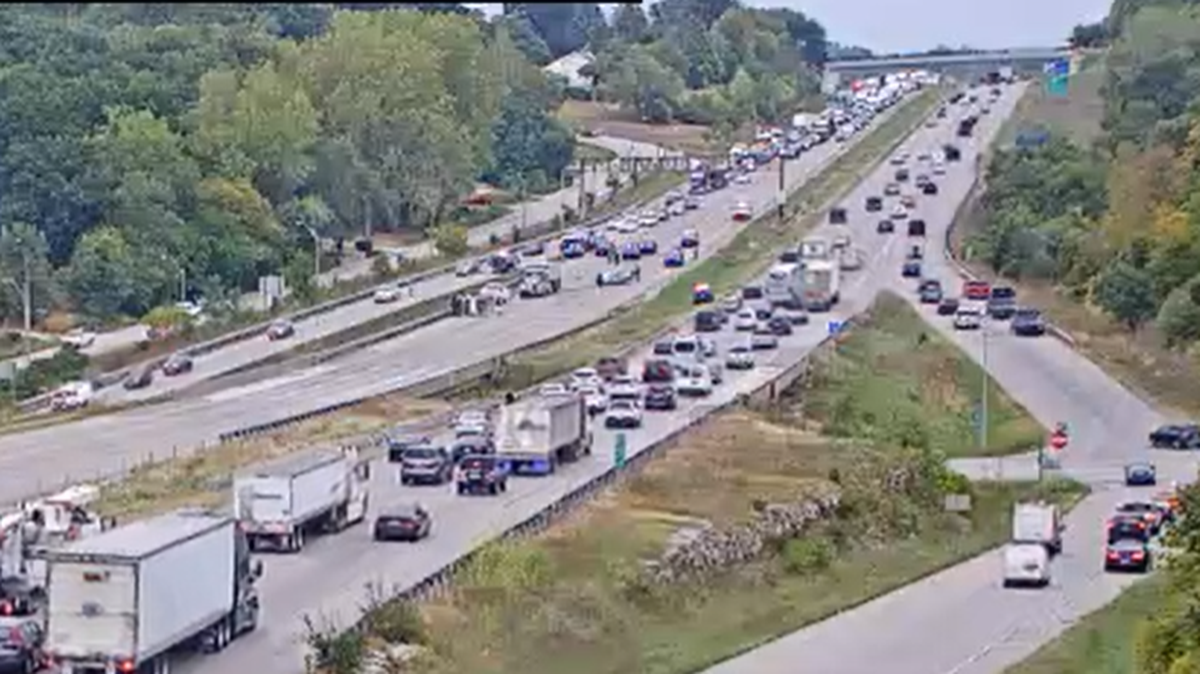 Three people were injured, two critically, in a three-vehicle crash Friday afternoon on southbound Interstate 435 near Gregory Boulevard, according to the Missouri State Highway Patrol.