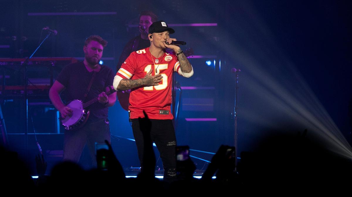 Country artist Kane Brown performed to a sold-out crowd at Silverstein Eye Centers Arena in Independence. And yes, he wore a Chiefs’ Patrick Mahomes jersey.