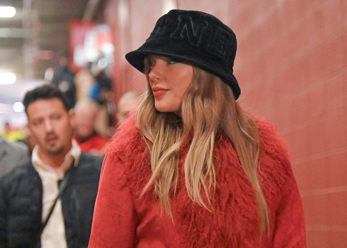 Taylor Swift arrives before the Chiefs’ game with the Houston Texans on Saturday Dec. 21, 2024, at GEHA Field at Arrowhead Stadium.
