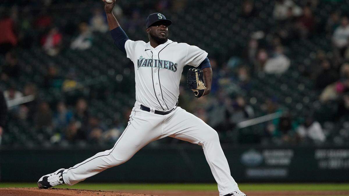 Seattle Mariners pitcher Domingo Tapia throws against the Baltimore Orioles during the third inning of a baseball game, Monday, May 3, 2021, in Seattle. (AP Photo/Ted S. Warren)