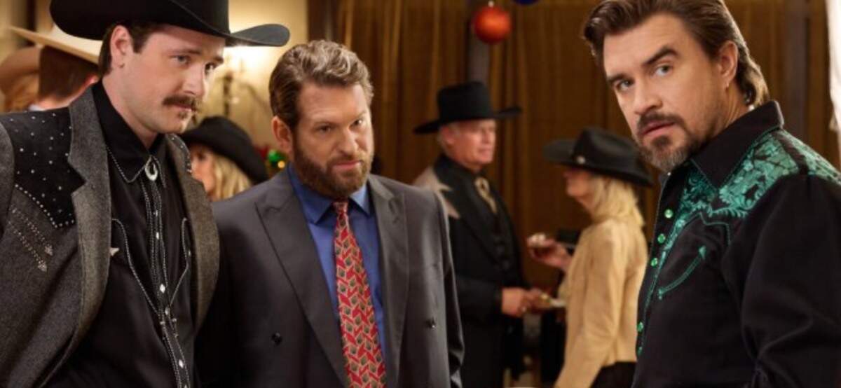 Kansas City actor Rob Dodson and his wife, Connie, can be seen in the background of a party scene from “A Grand Ole Opry Christmas.”