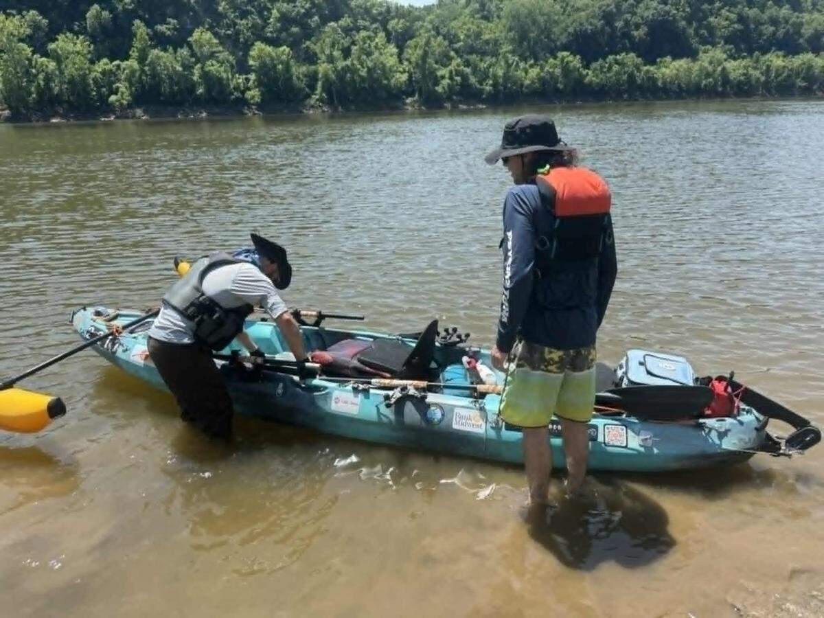 Jake McLaughlin (left) and Isaac McBurney (right) on the Missouri River for the 2025 MR340.