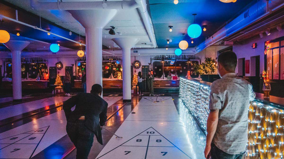 The fourth floor at Boulevard Brewing Company turns into a winter wonderland. Games, holiday-themed food, drinks and more are in store at the pop-up bar.